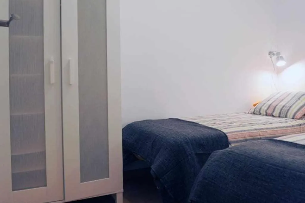 Calm Modern Apartment Barcelona