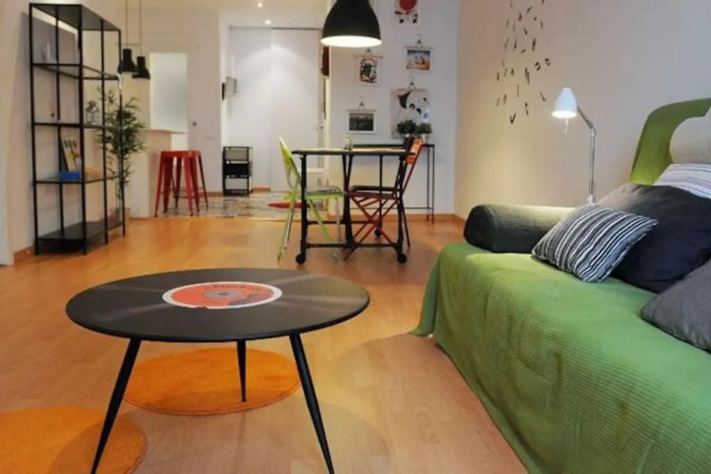 Calm Modern Apartment Barcelona Spain